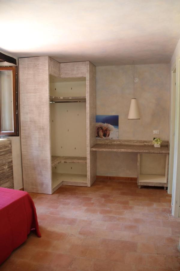 Tenuta Conte Ruggero Santa Domenica  Buitenkant foto