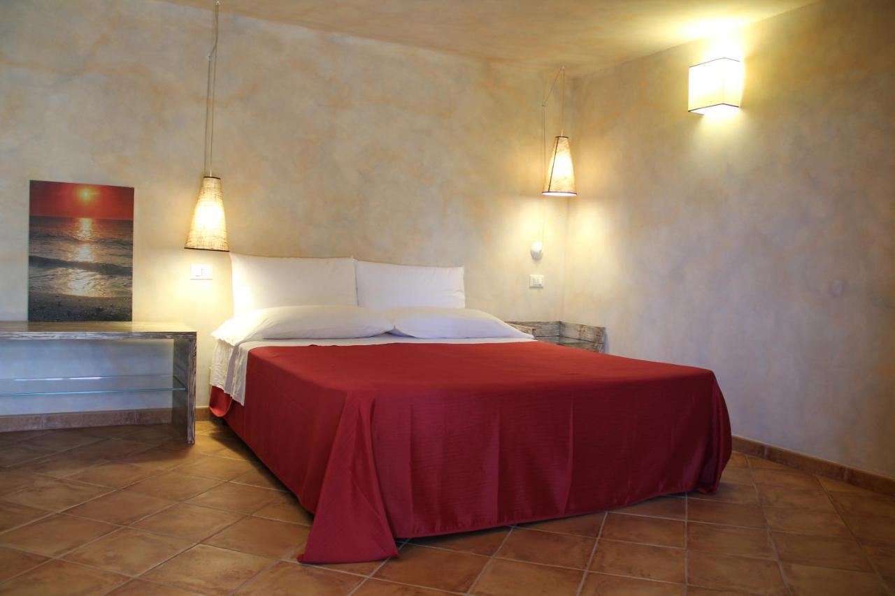 Tenuta Conte Ruggero Santa Domenica  Buitenkant foto