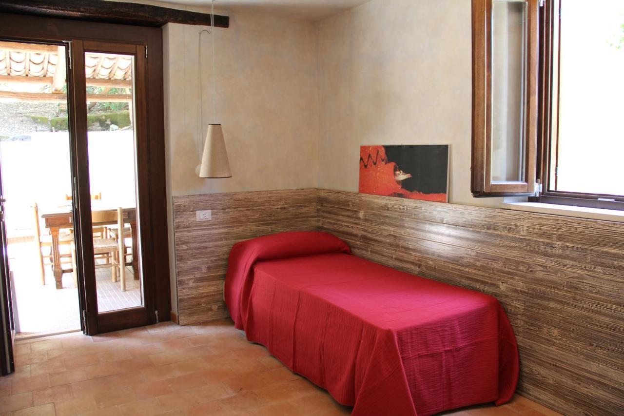Tenuta Conte Ruggero Santa Domenica  Buitenkant foto