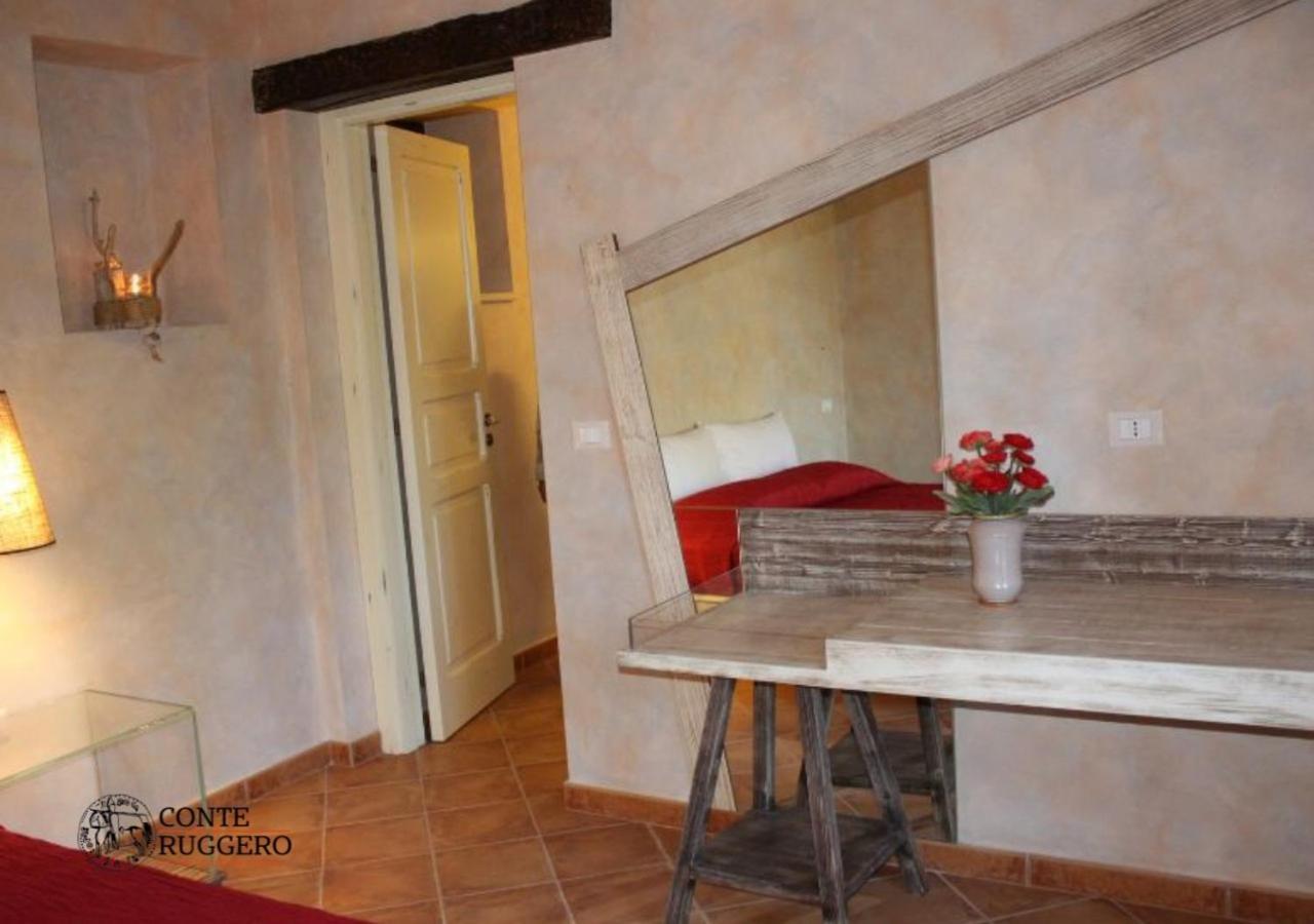 Tenuta Conte Ruggero Santa Domenica  Buitenkant foto