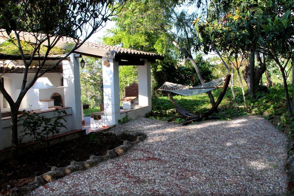 Tenuta Conte Ruggero Santa Domenica  Buitenkant foto