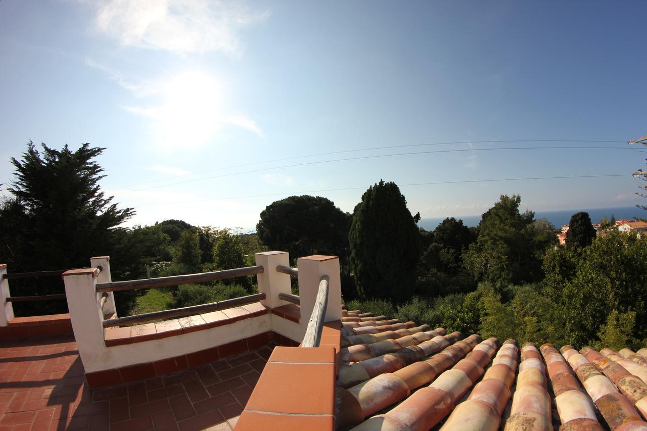 Tenuta Conte Ruggero Santa Domenica  Buitenkant foto